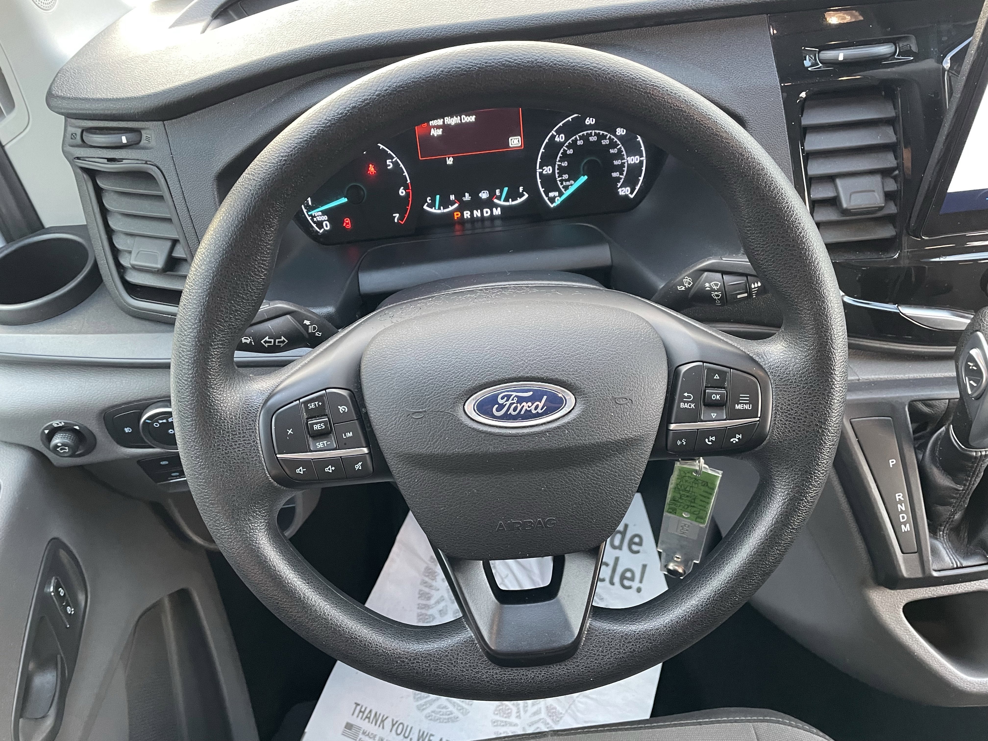 2023 Ford Transit Passenger Wagon XLT