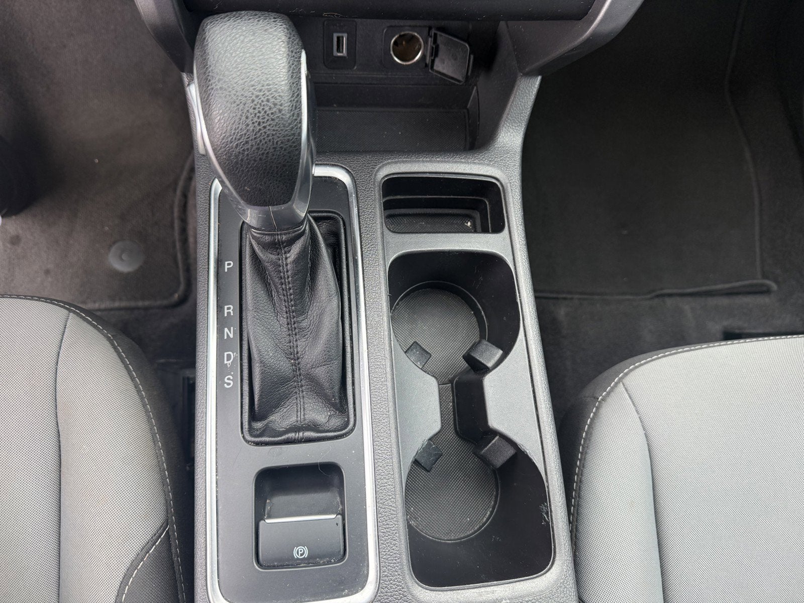 2019 Ford Escape S