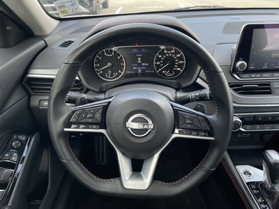 2025 Nissan Altima SR