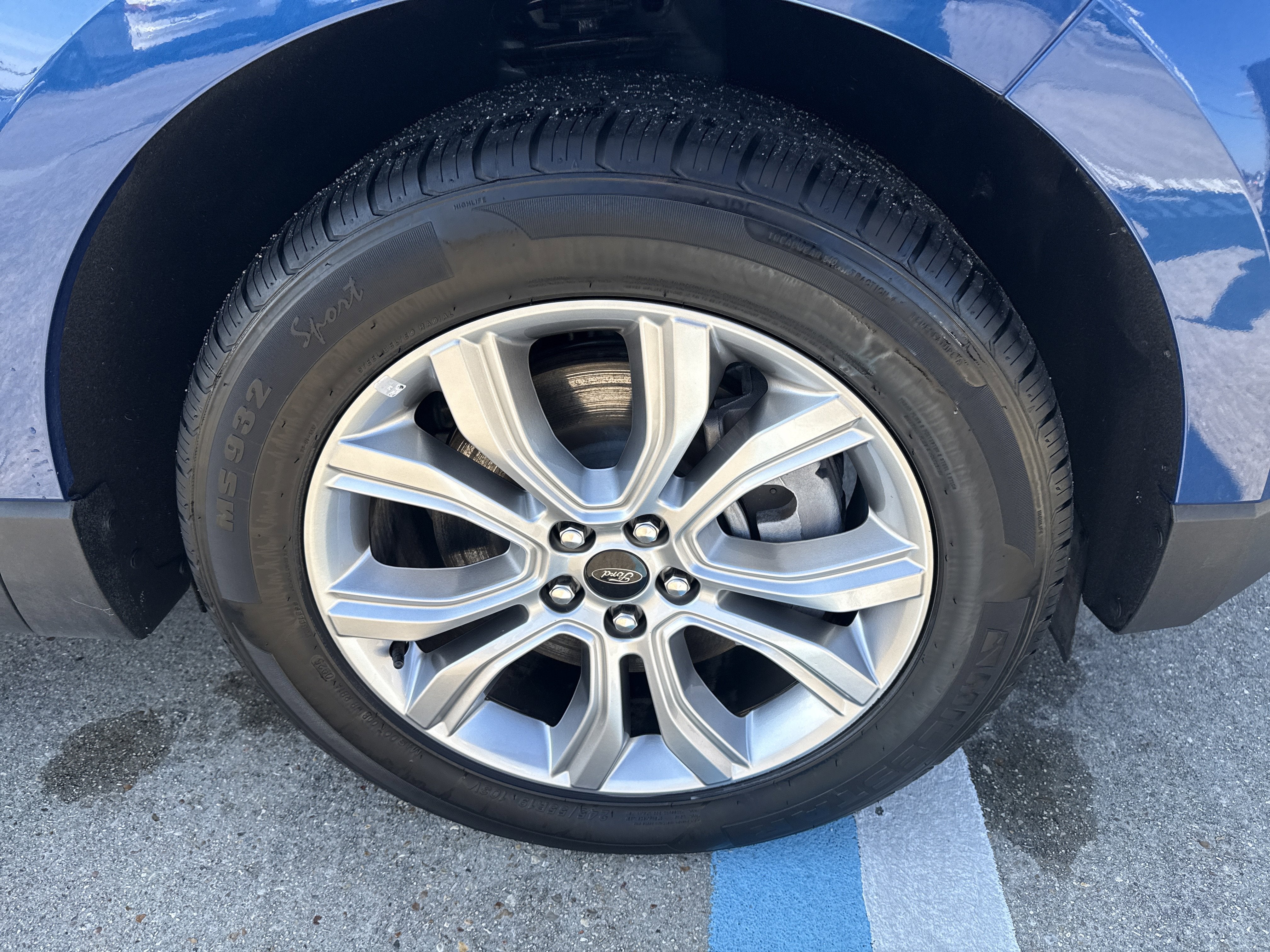 2024 Ford Edge Titanium