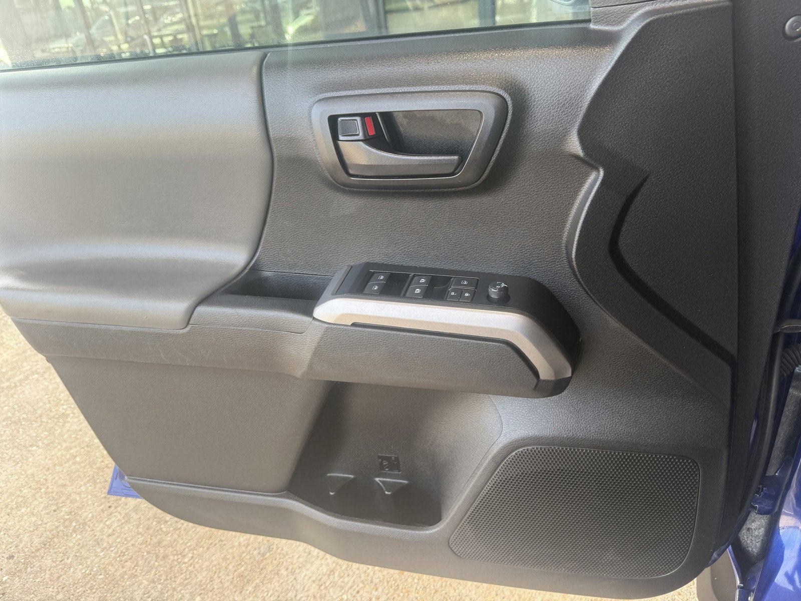 2023 Toyota Tacoma 2WD SR5