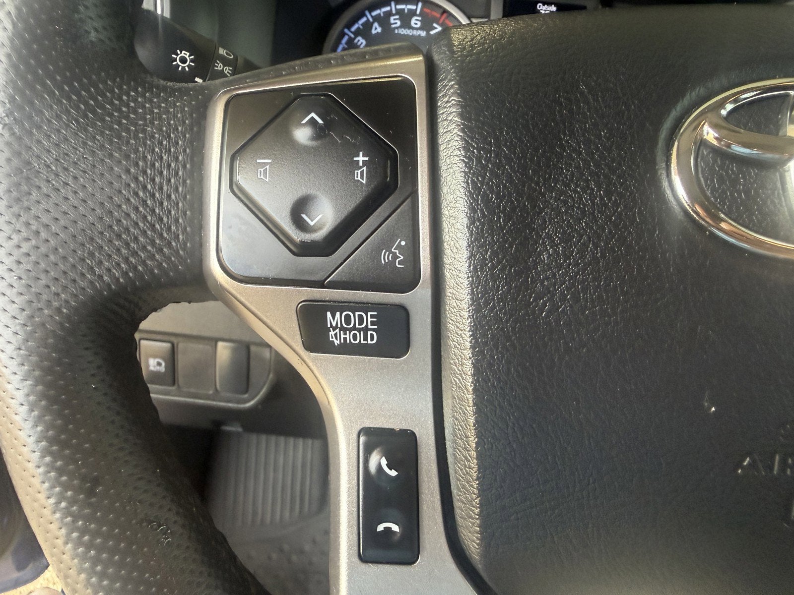 2023 Toyota Tacoma 2WD SR5