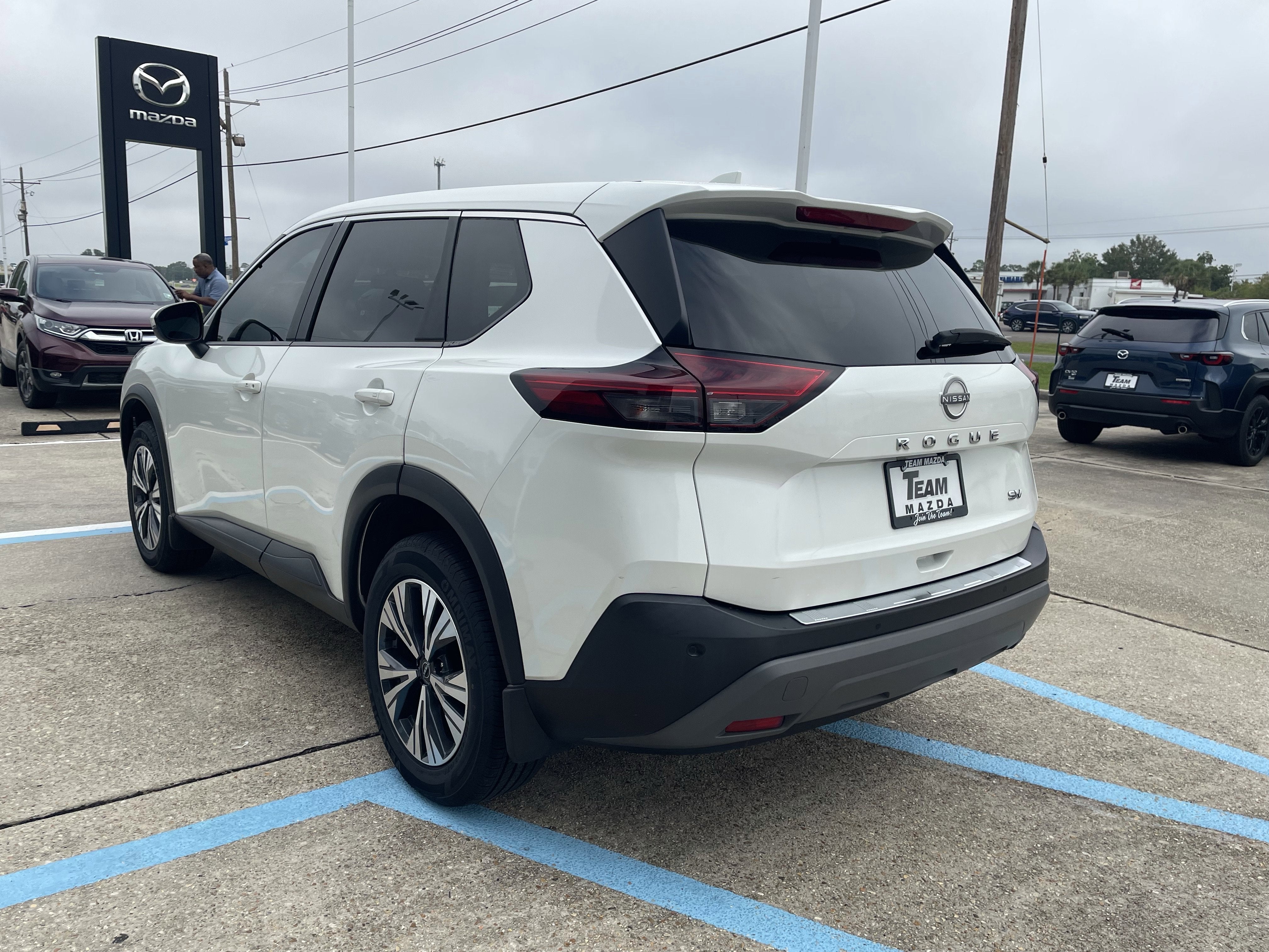 2022 Nissan Rogue SV