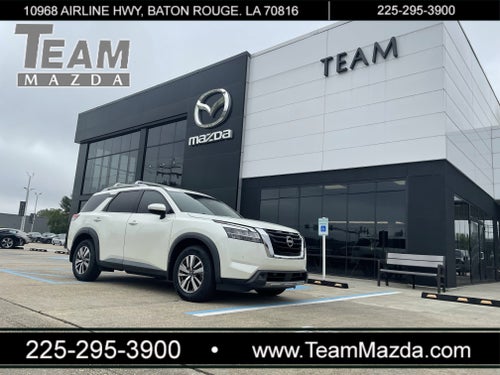 2022 Nissan Pathfinder SL