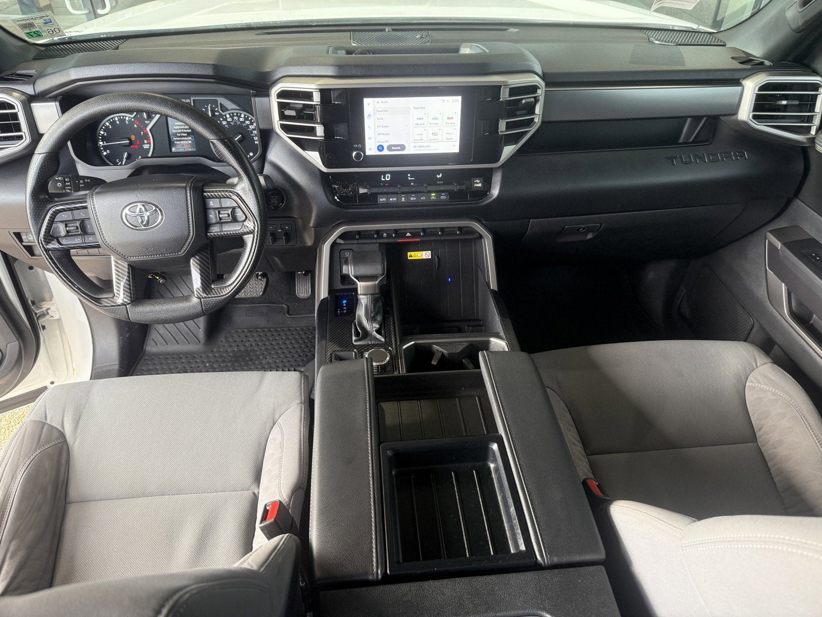 2025 Toyota Tundra 4WD SR5