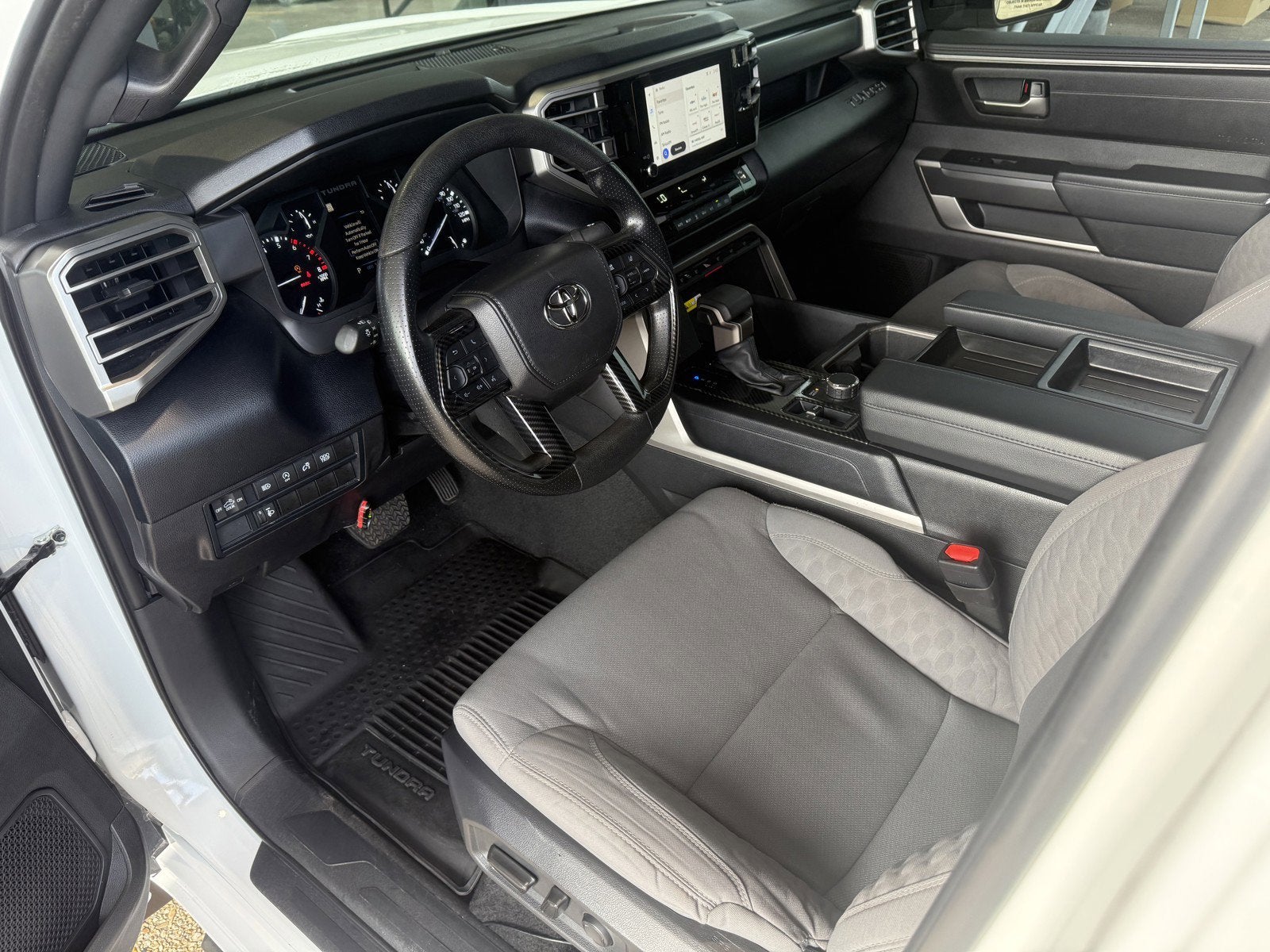 2025 Toyota Tundra 4WD SR5