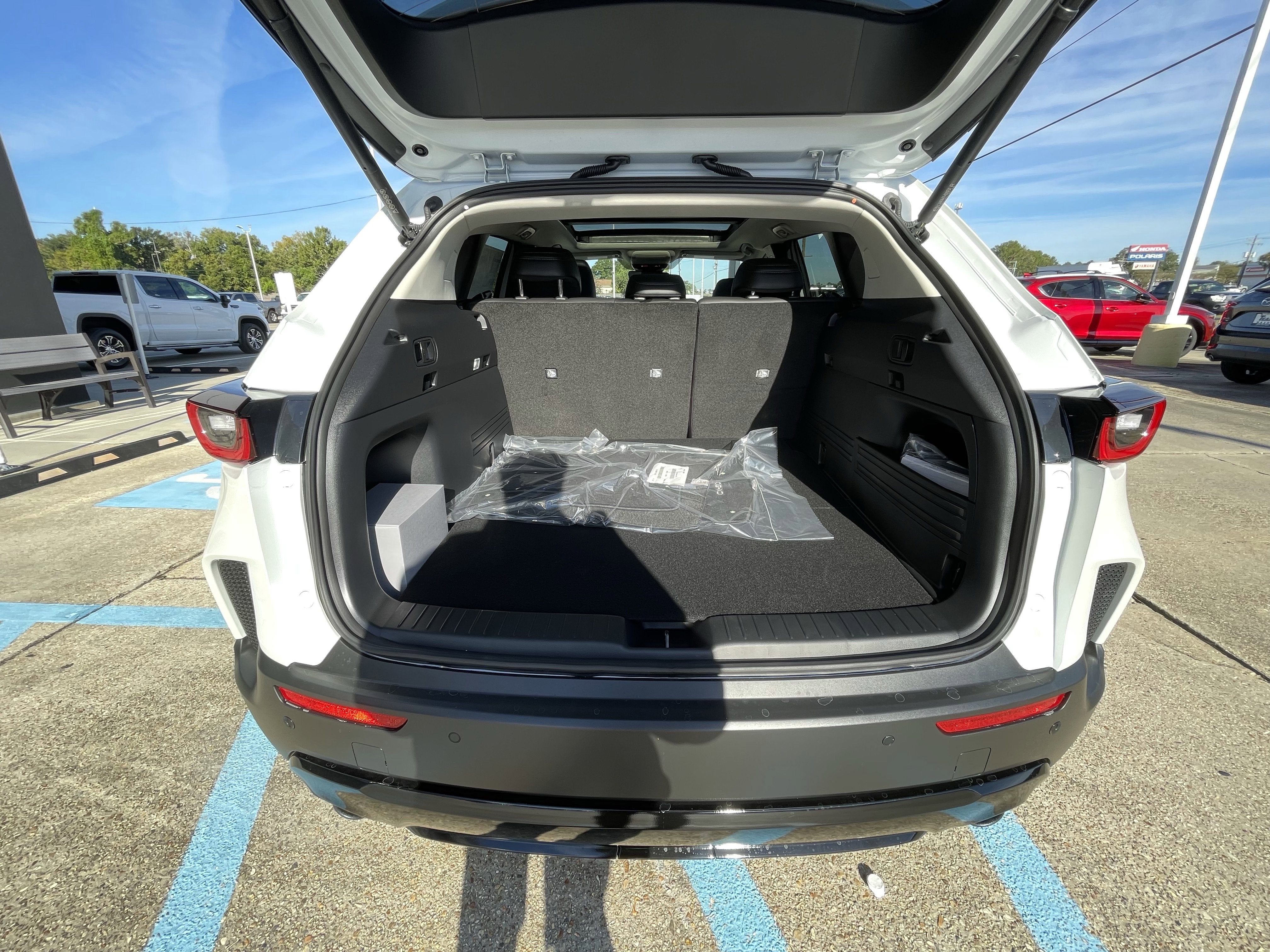 2026 Mazda Mazda CX-50 Hybrid Premium AWD