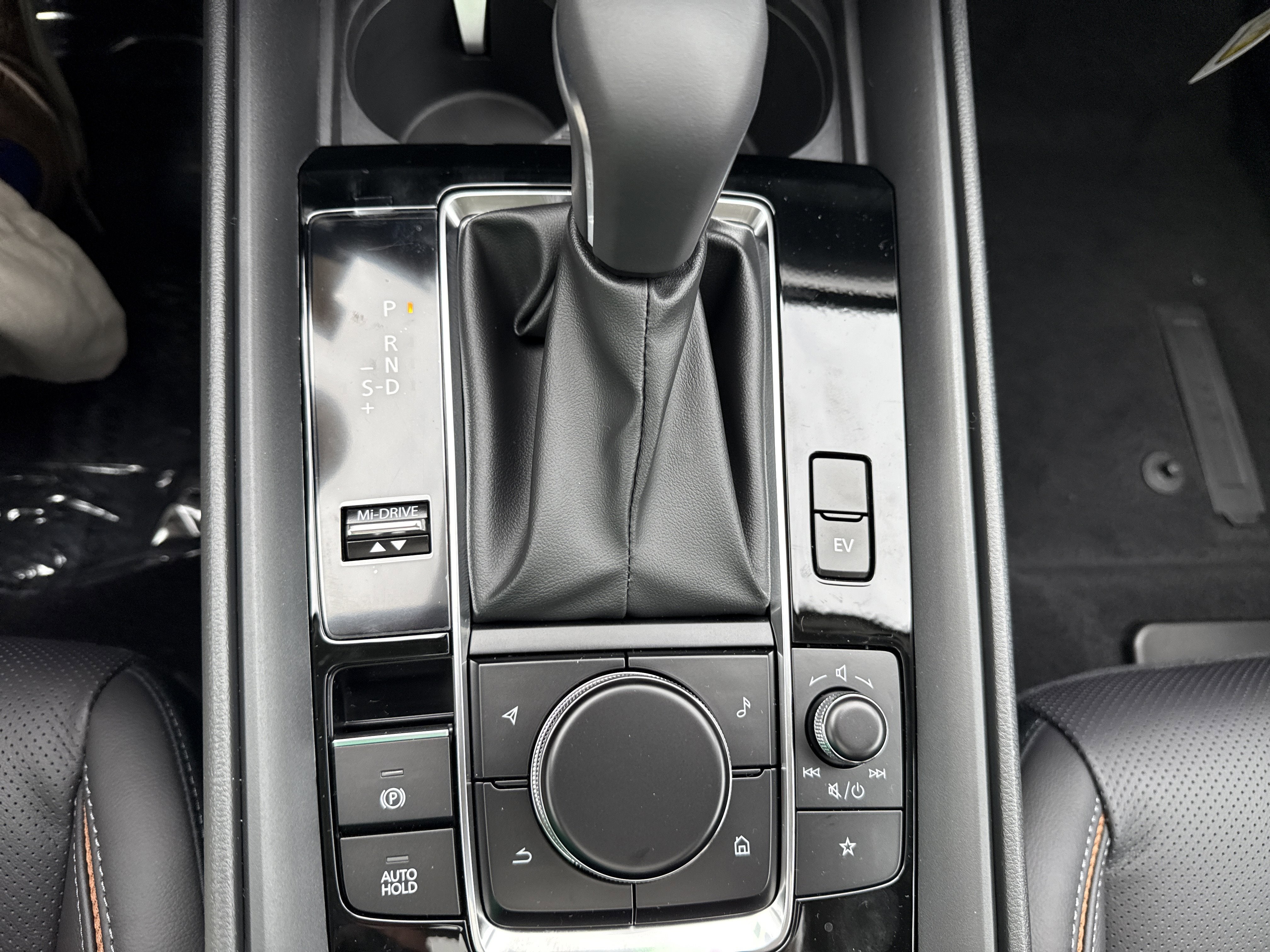 2026 Mazda Mazda CX-50 Hybrid Premium Plus AWD