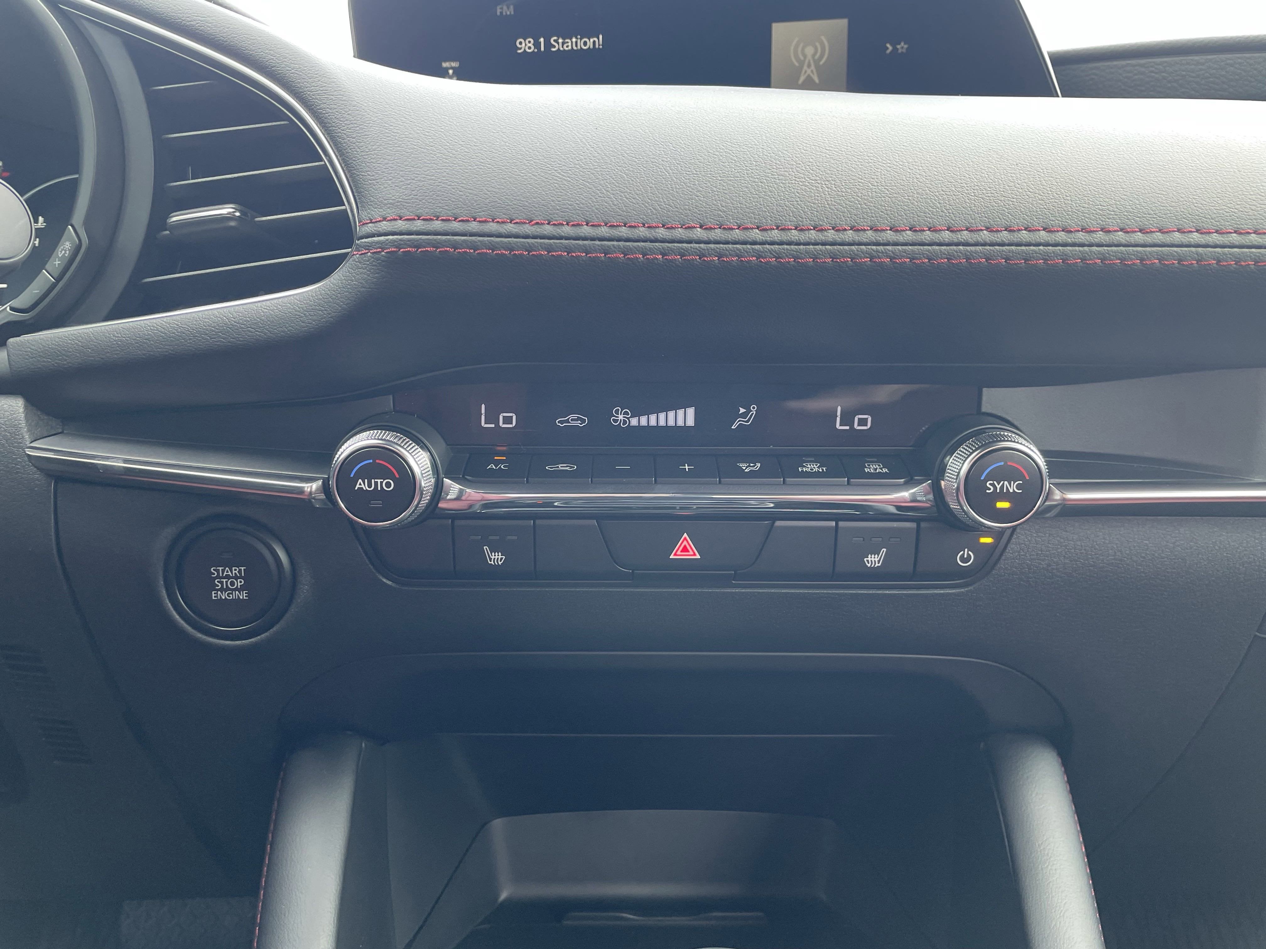 2025 Mazda Mazda3 Hatchback 2.5 S Carbon Edition AWD