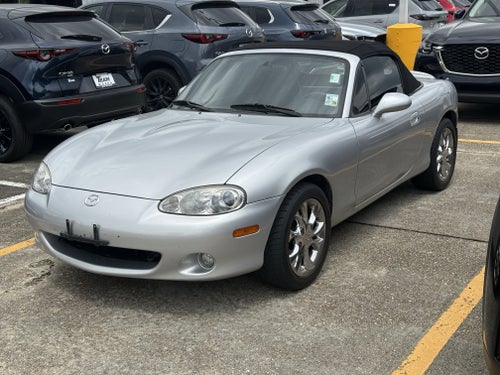 2003 Mazda Mazda MX-5 Miata Cloth