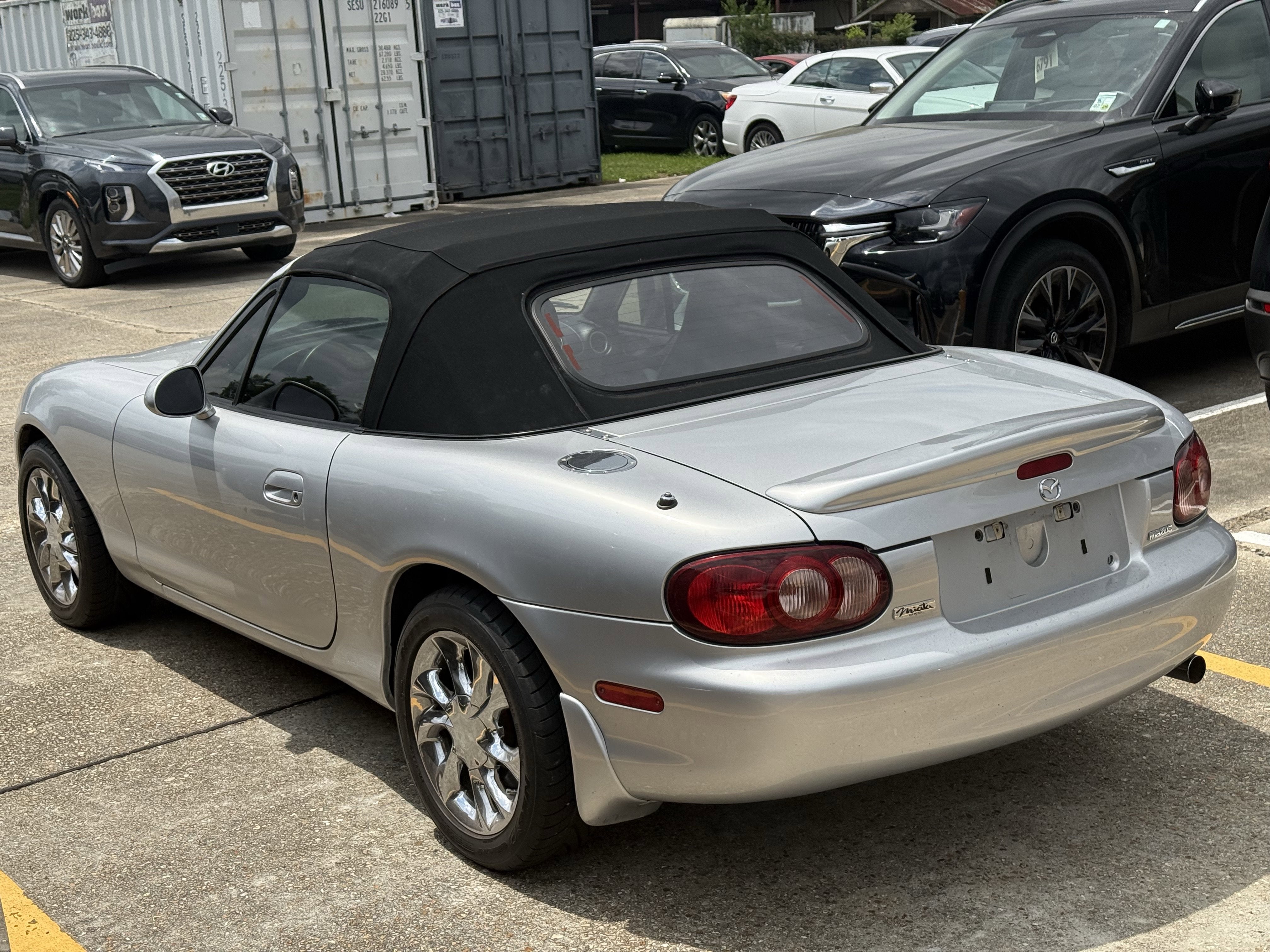 2003 Mazda Mazda MX-5 Miata Cloth