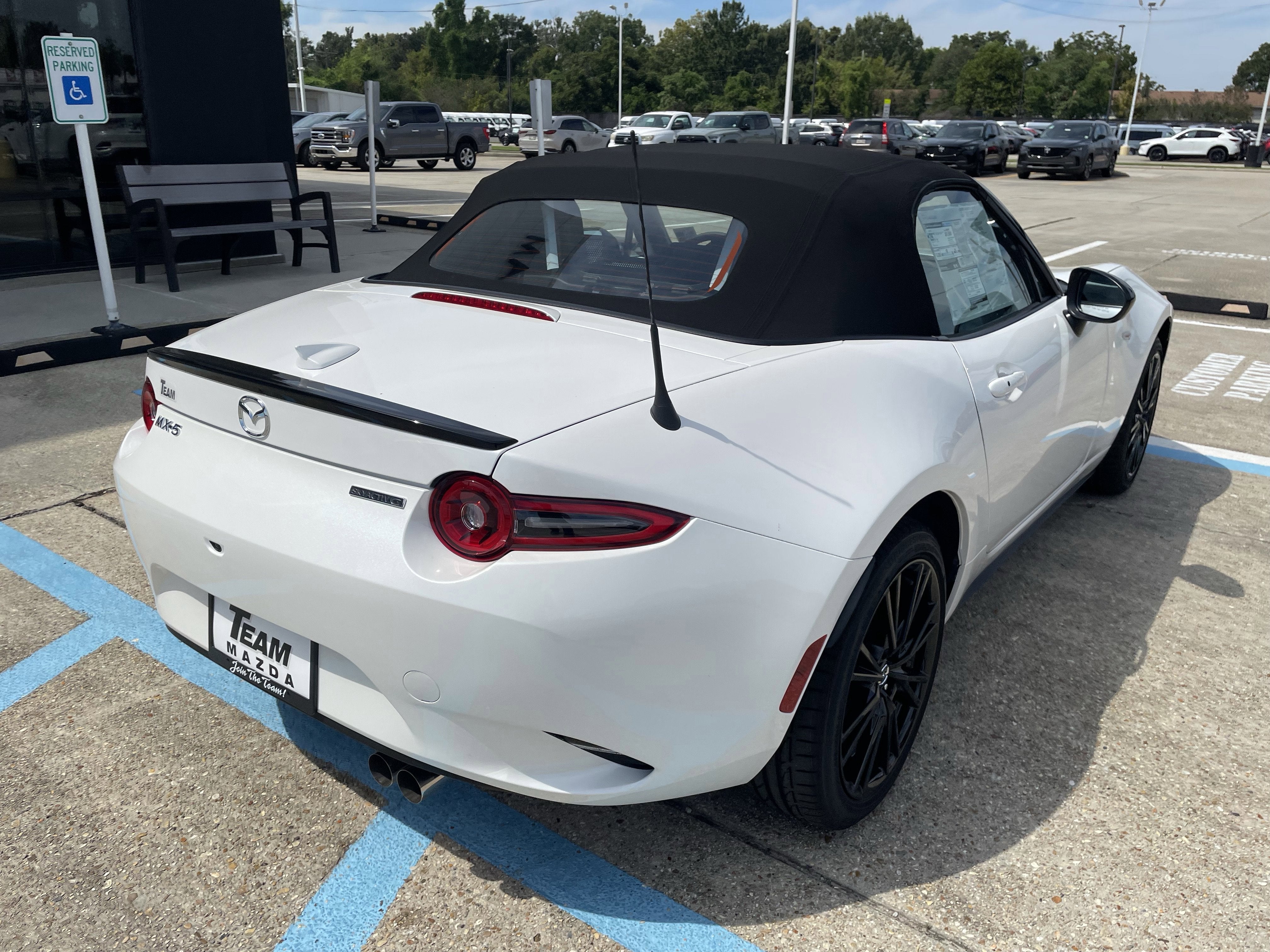 2025 Mazda Mazda MX-5 Miata Club