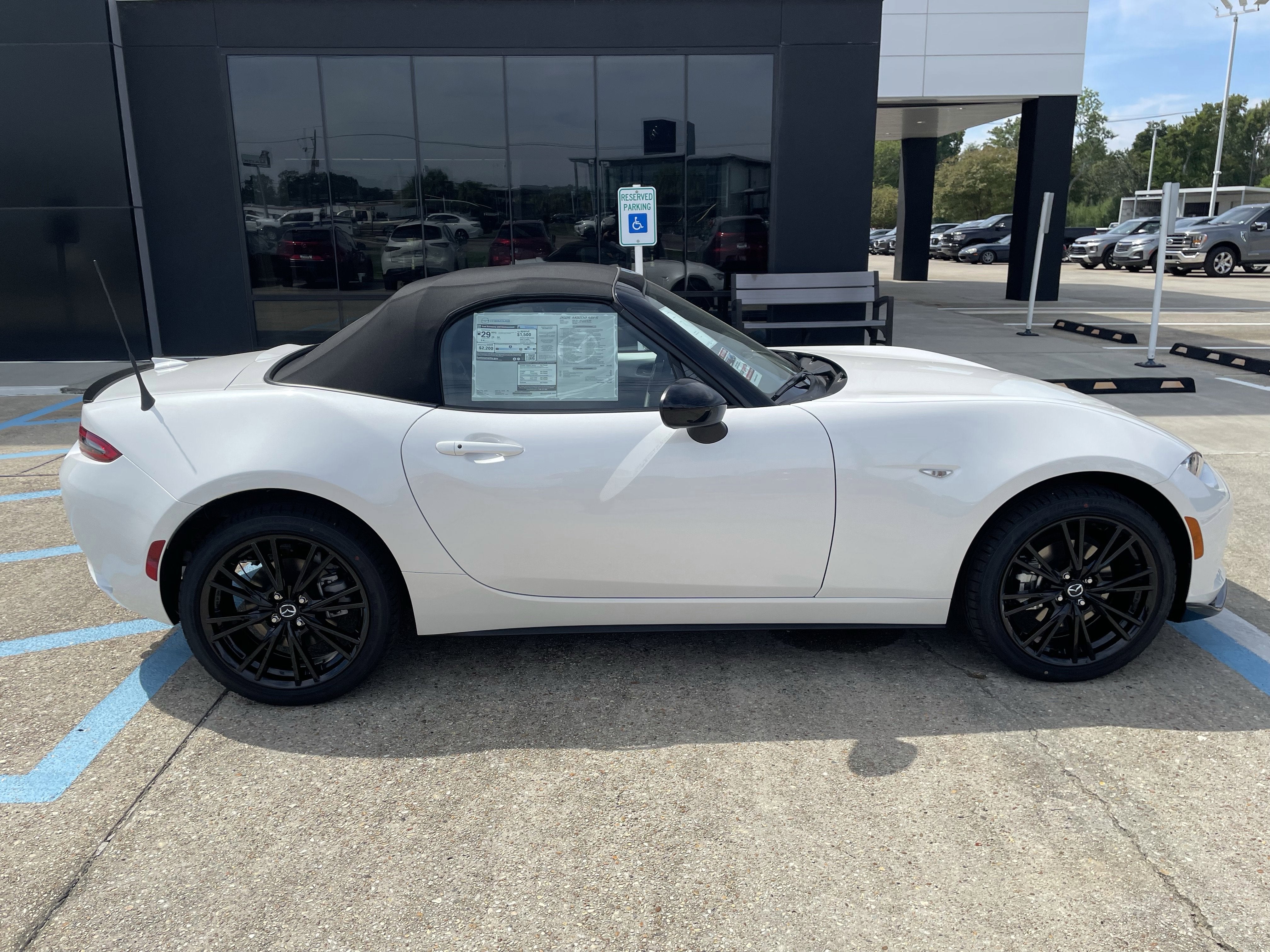 2025 Mazda Mazda MX-5 Miata Club