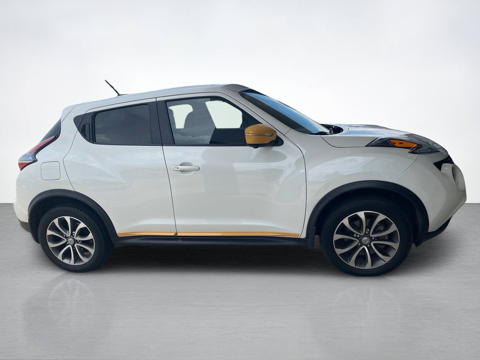 2017 Nissan JUKE SV