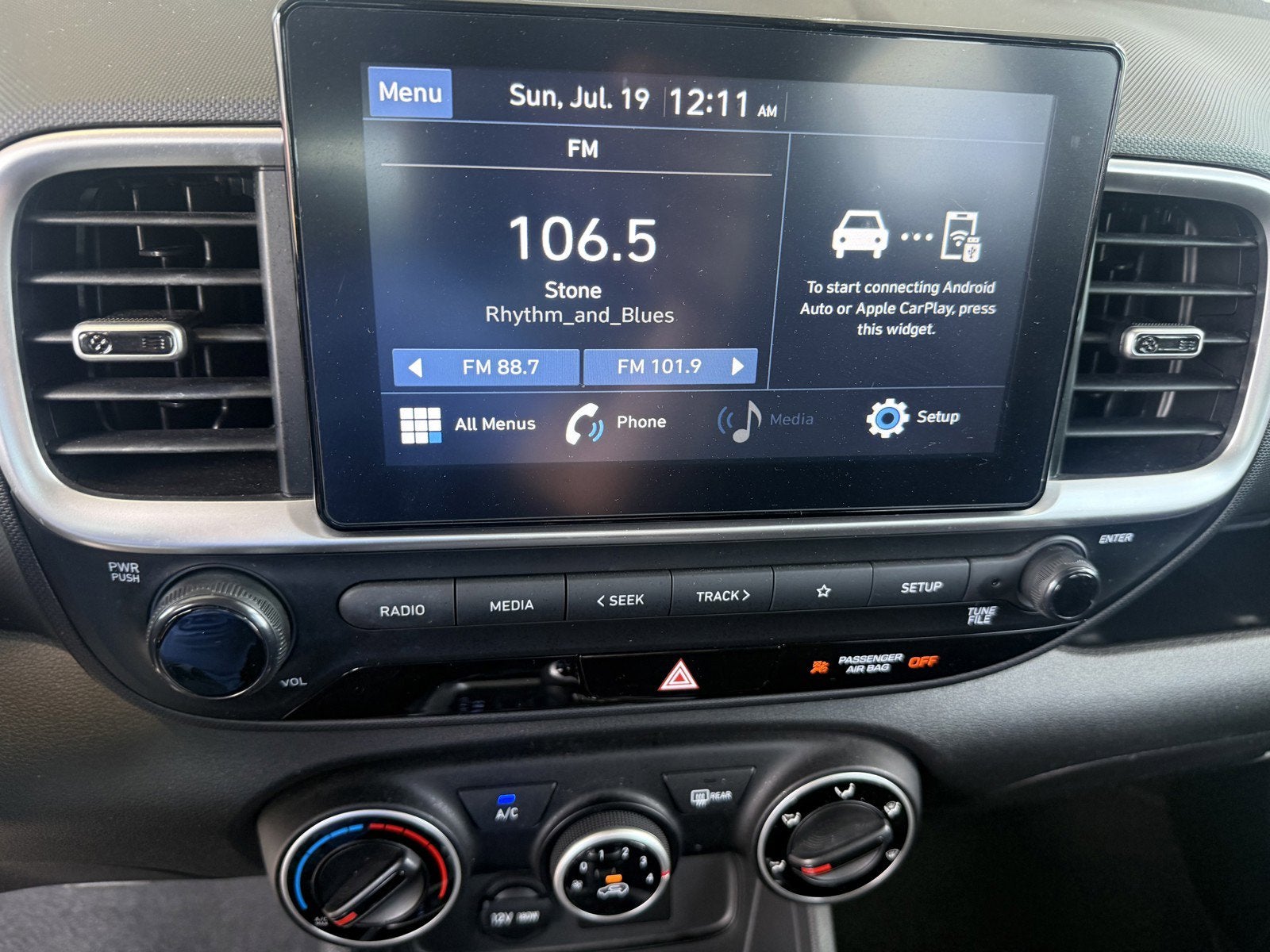 2021 Hyundai Venue SE