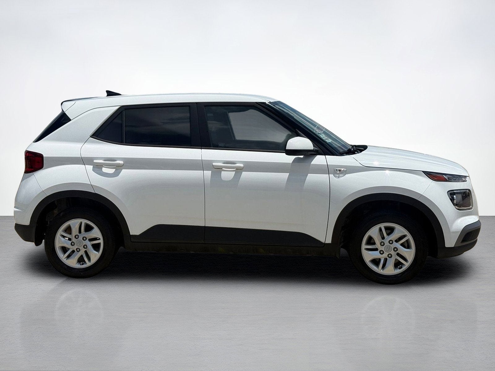 2021 Hyundai Venue SE