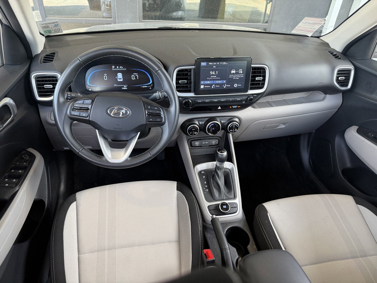 2025 Hyundai Venue SEL