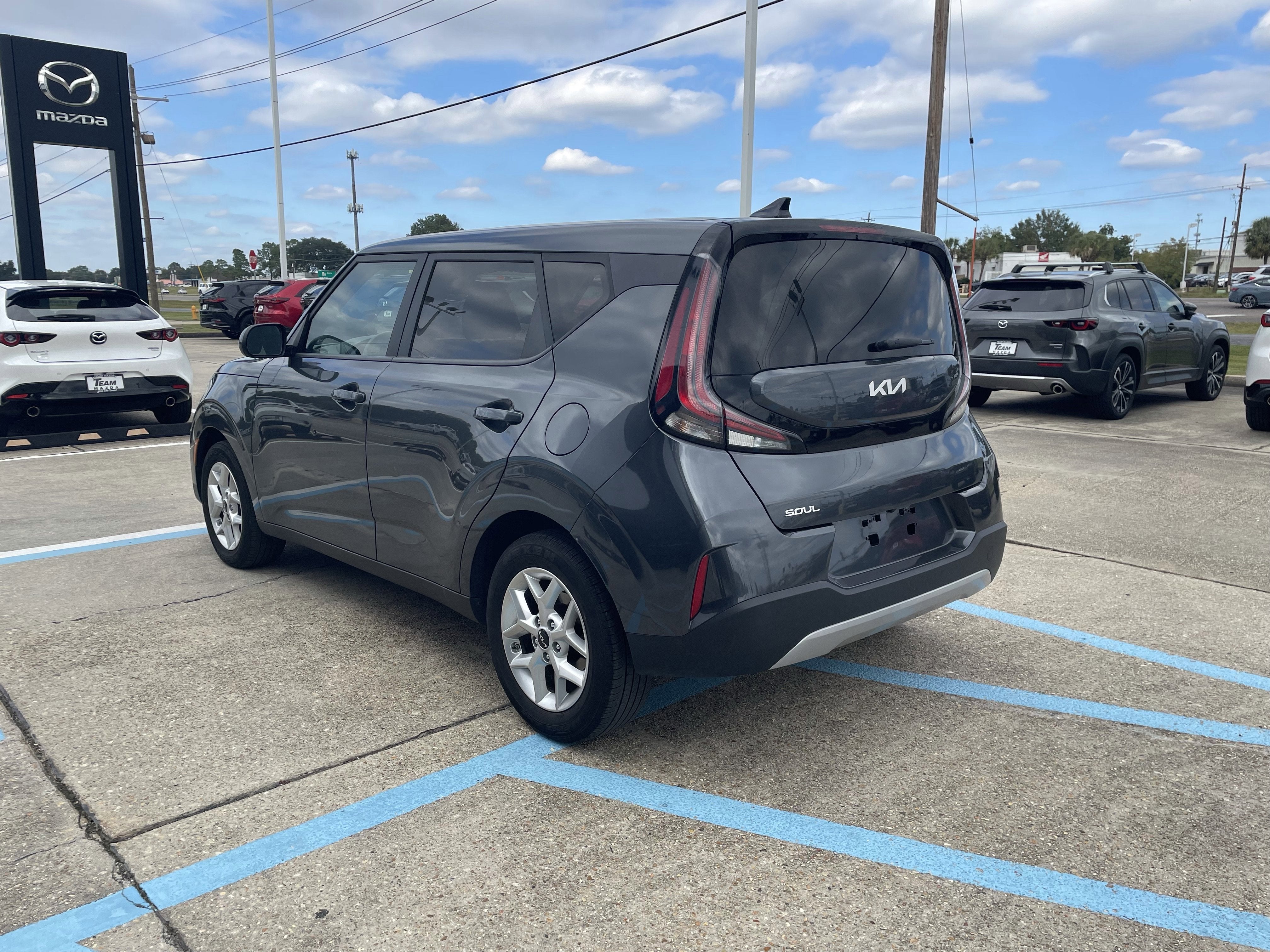 2023 Kia Soul LX