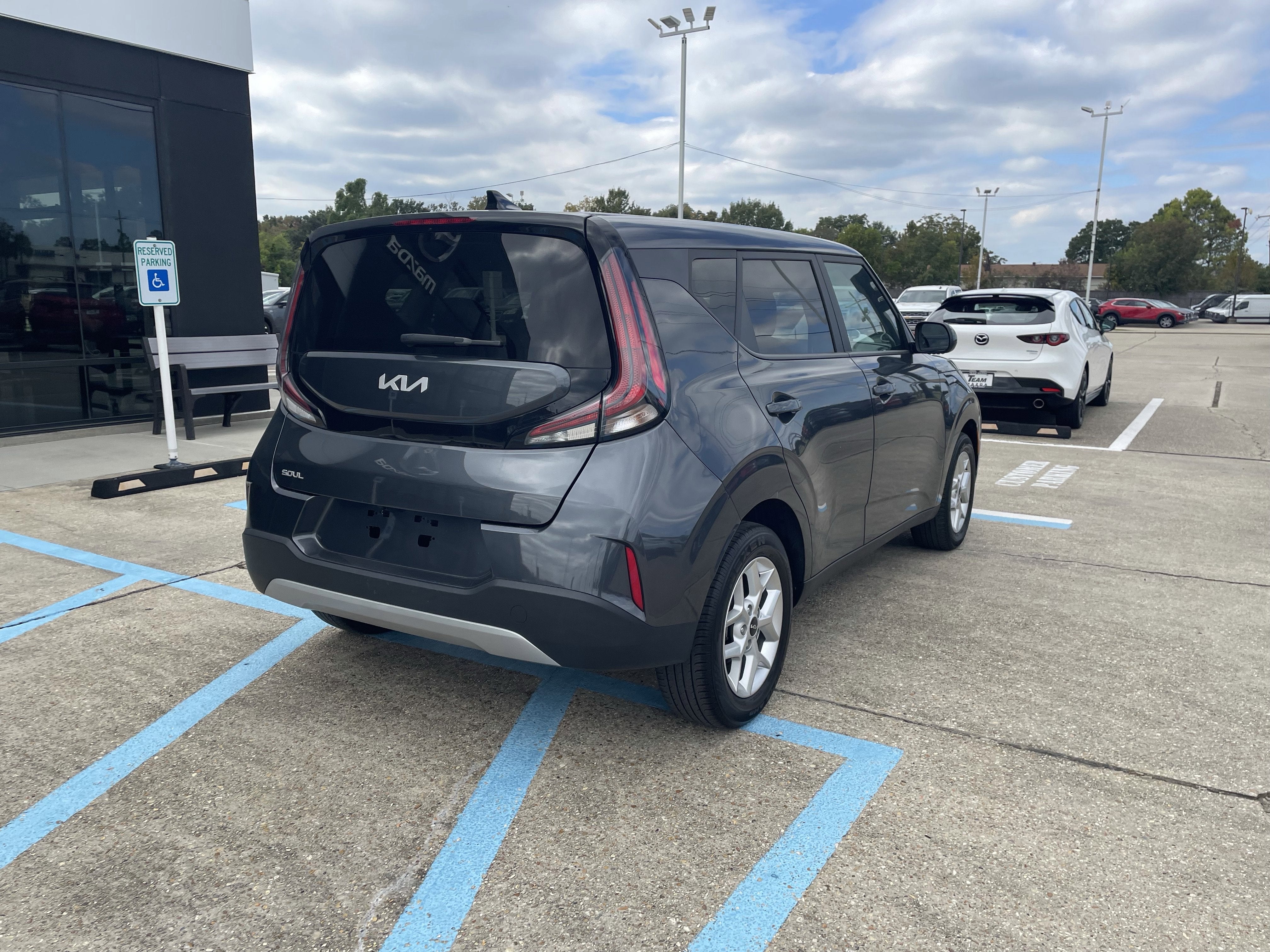 2023 Kia Soul LX