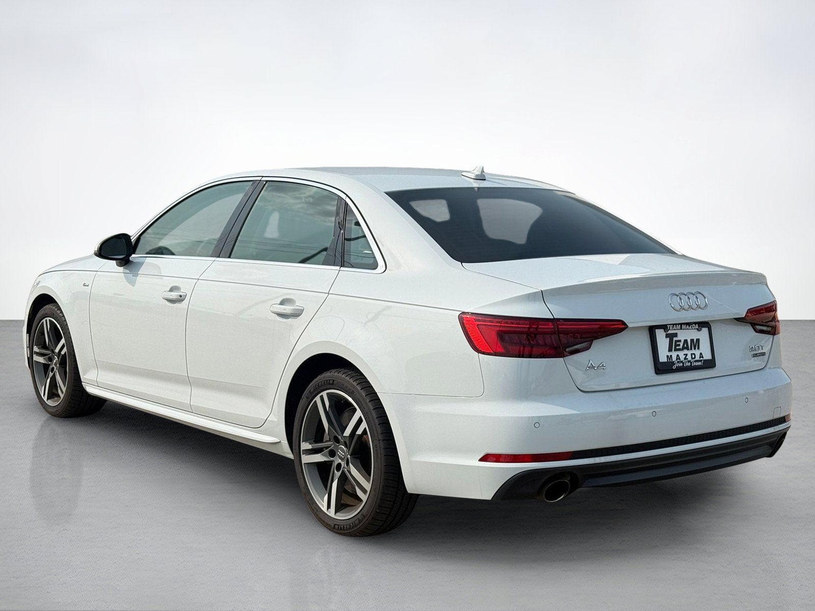 2017 Audi A4 Premium Plus